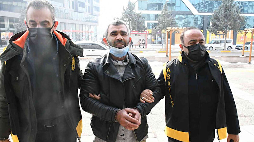 Karısının boğazını kesen cani koca: Allah şifa versin çok seviyorum