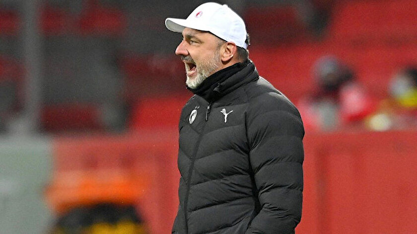 Slavia Prag Teknik Direktörü Trpisovsky, İstanbul’a getirilmedi