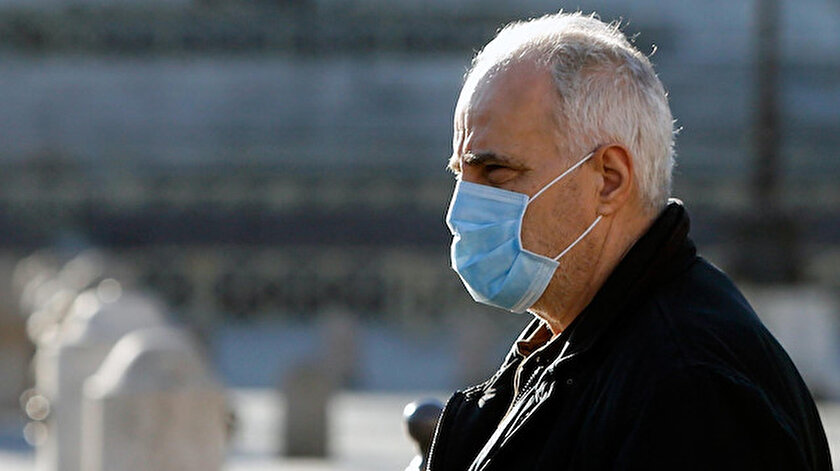 ​Yaşlılarımızı koruyalım: Yaşlı ve kronik hastalığı olanların yanında maske takılmalı ​