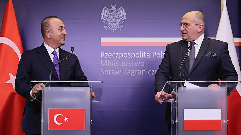 Bakan Çavuşoğlu, Polonyalı mevkidaşı ile görüştü