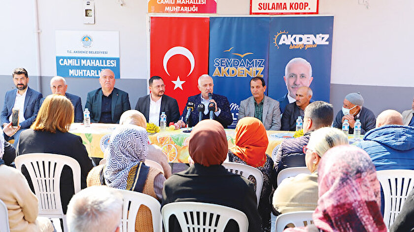 Akdeniz Belediye Başkanı Mustafa Gültaktan bir günde 7 mahalle ziyareti