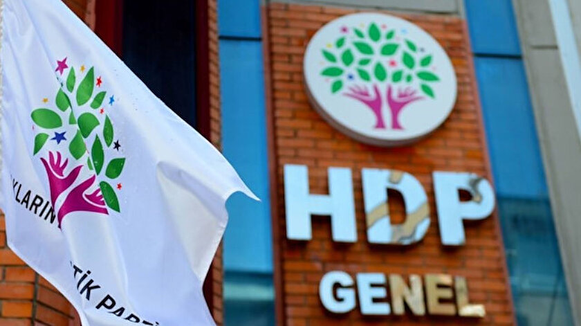 Kapatma davası açılan HDPden 220 sayfalık savunma: AYMye teslim edildi