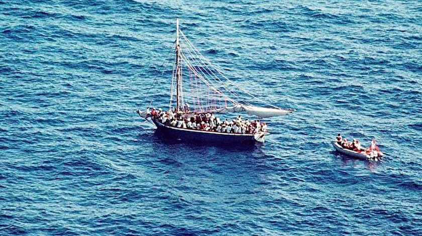 Lübnanda 60 düzensiz göçmeni taşıyan tekne battı