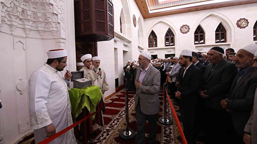Malatya’da Kadir Gecesi sebebiyle Sakal-ı Şerif ziyarete açıldı