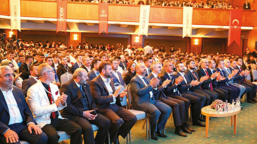 İmam hatipli gençler ‘Yunus Emre yolunda’