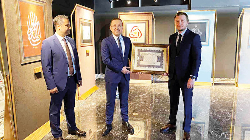 ‘İman Ayetleri’ sergisi Albaraka’da