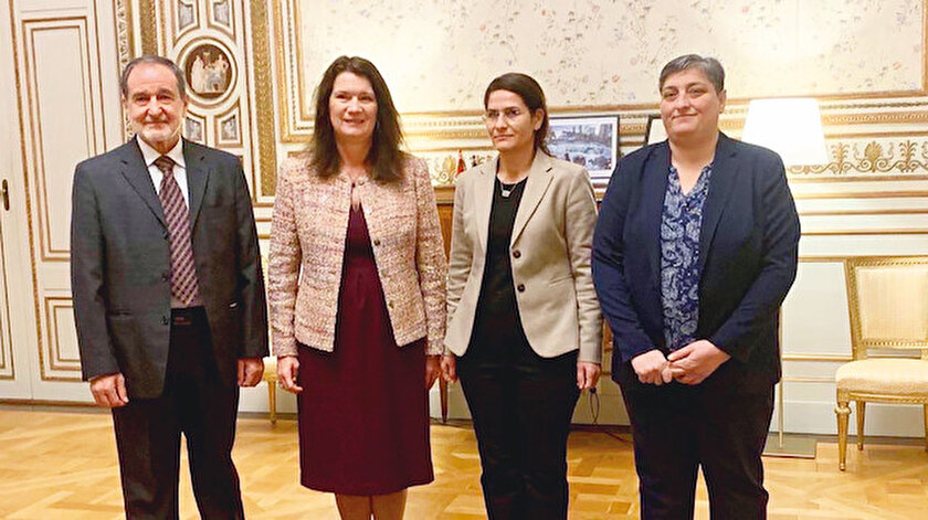 Madem sırtınızı YPGye dayadınız: NATOda yeriniz yok