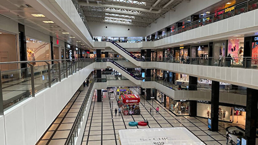 AVMlerin müşteri sayıları Kovid-19 öncesi döneme yaklaştı