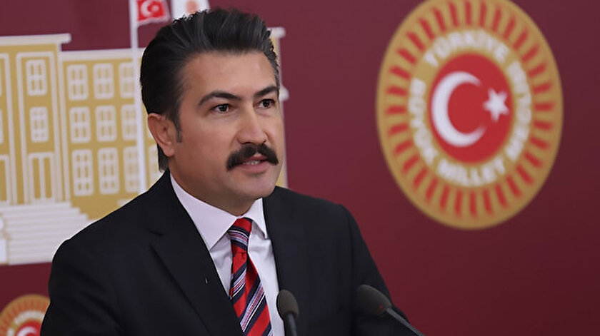 AK Parti Grup Başkanvekili Cahit Özkan görevden alındı: Yerine Yılmaz Tunç getirildi: Yılmaz Tunç kimdir? Kaç yaşında? 