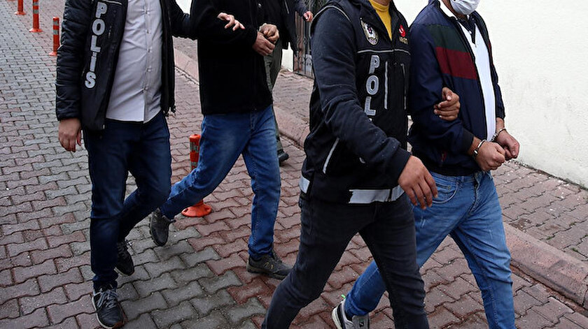 Üç ilde düzenlenen FETÖ operasyonunda yedi tutuklama