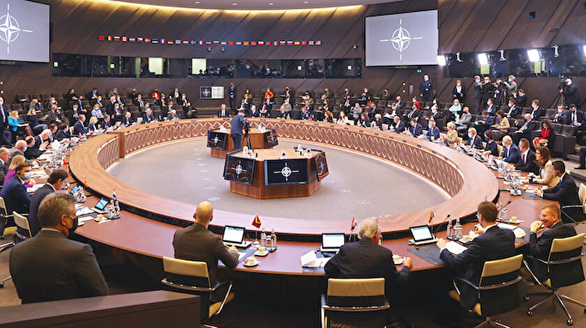 Tüm NATO ülkeleri ambargoyu kaldırsın