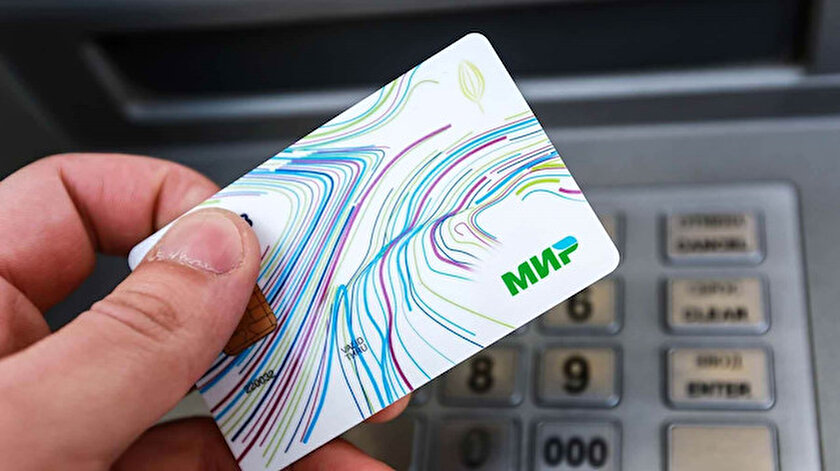 Rusyanın ulusal kart markası MIR ATMlerde kabul edilmeye başlandı