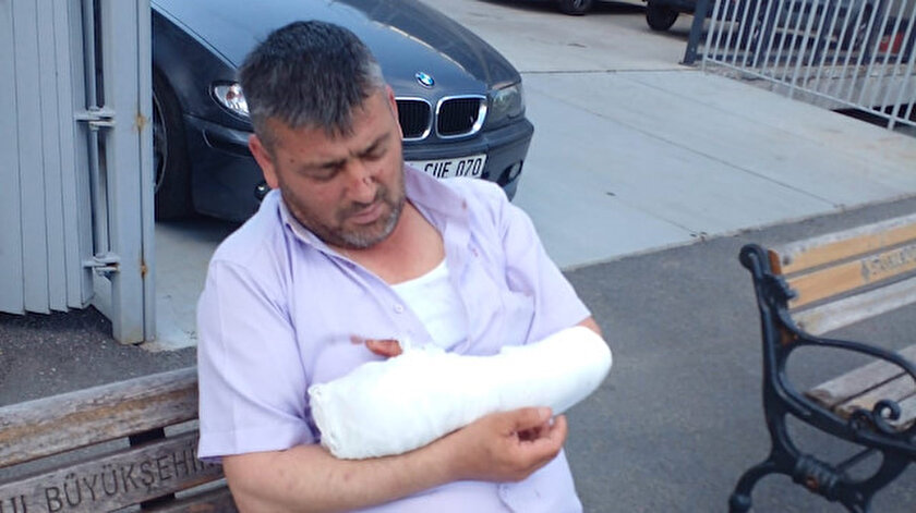Taşlı saldırıya uğrayan İETT şoförü bu kez de bıçaklandı