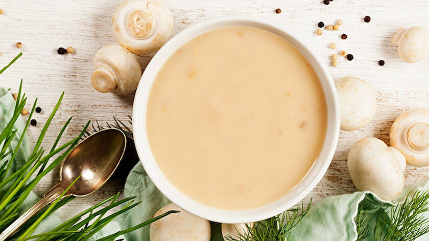 Kremalı mantar çorbası tarifi: Kremalı mantar çorbası malzemeleri, pişirme süresi ve yapılışı