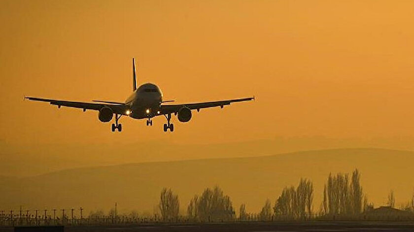 Gaziantep ve Kahramanmaraşta kuvvetli rüzgar nedeniyle bazı uçuşlar iptal edildi