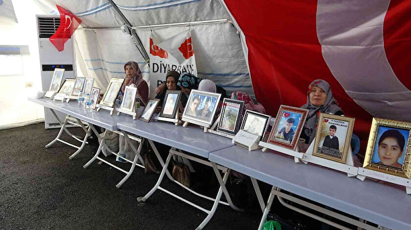 Evlat nöbetindeki anne: HDP gözyaşlarımızda boğulacak