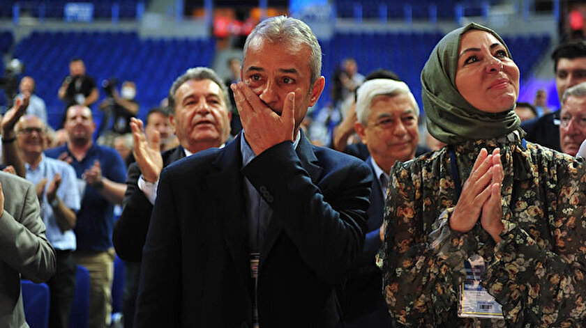 Fenerbahçede duygusal veda: İsmail Kartal mesajını genel kurulda verdi