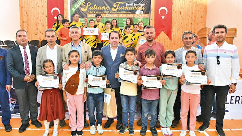 Bismil Belediyesi Ödüllü Satranç Turnuvası heyecanlı yarışmaya sahne oldu