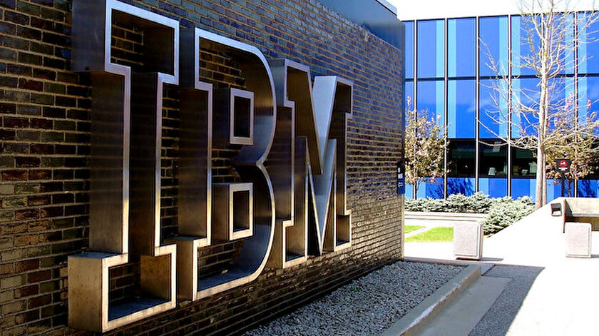 IBM tüm Rus işgücünü işten çıkarmaya karar verdi