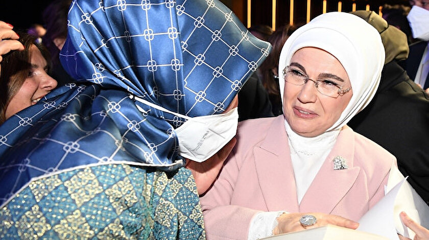 Ahi Evranın memleketi Kırşehirde 3. Kadın Akademisi eğitimleri başarıyla tamamlandı