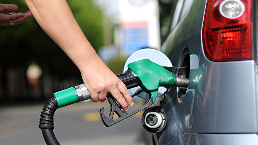 SON DAKİKA! Benzin ve motorine indirim beklentisi: Güncel benzin motorin LPG fiyatları 27 Haziran 2022