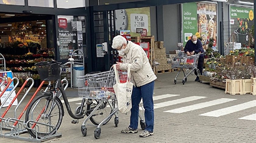 Almanya’da tüketici güveni -27,4 ile dibi gördü