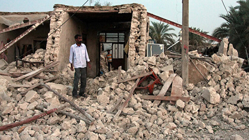 İranda 6nın üzerinde üç büyük deprem: Ölü ve yaralılar var