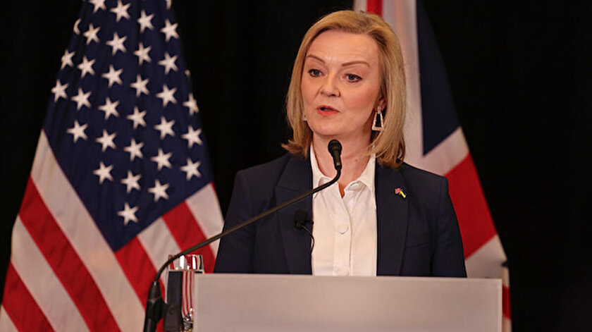 İngiltere Dışişleri Bakanı Truss Endonezya ziyaretini yarıda keserek ülkesine dönüyor