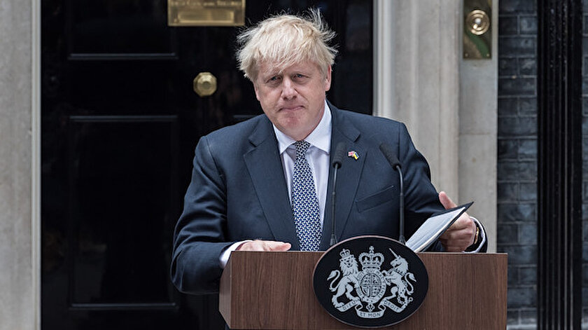 İngilterenin yeni başbakanı 5 Eylülde belli olacak