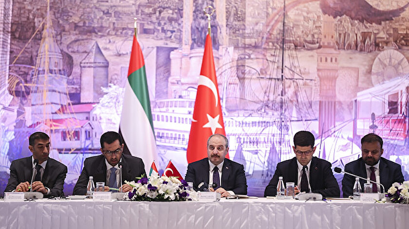 Bakan Varank ve BAEli mevkidaşı Sultan Ahmed Al JAber çalıştaya katıldı