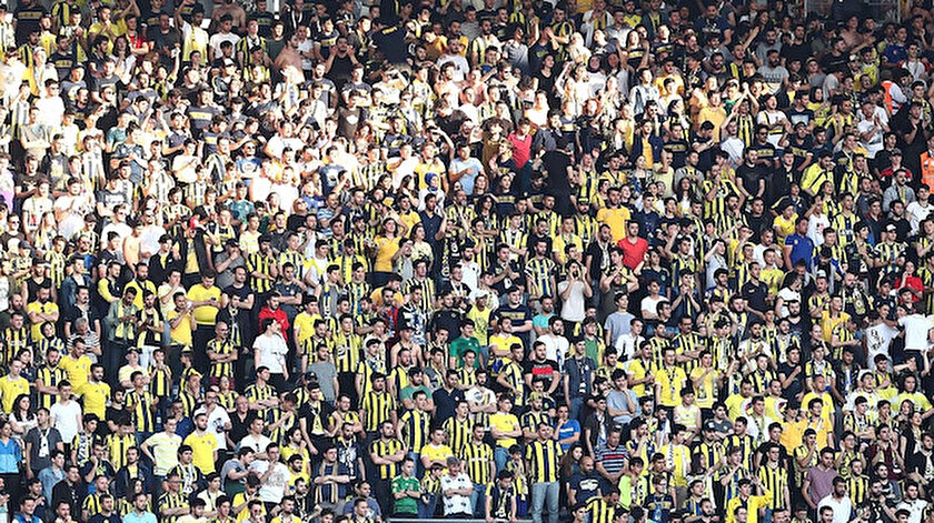 Fenerbahçeden Putin tezahüratlarına yönelik tepki: Kesinlikle kabul etmiyoruz