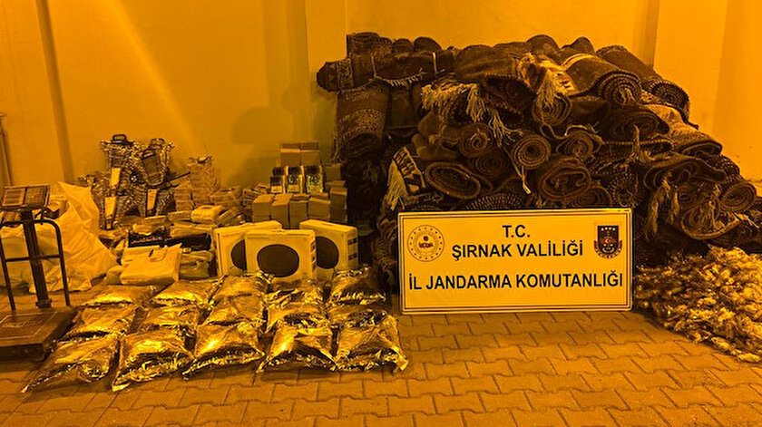 Şırnak ve sınır kapısında kaçakçılık operasyonu: 24 gözaltı