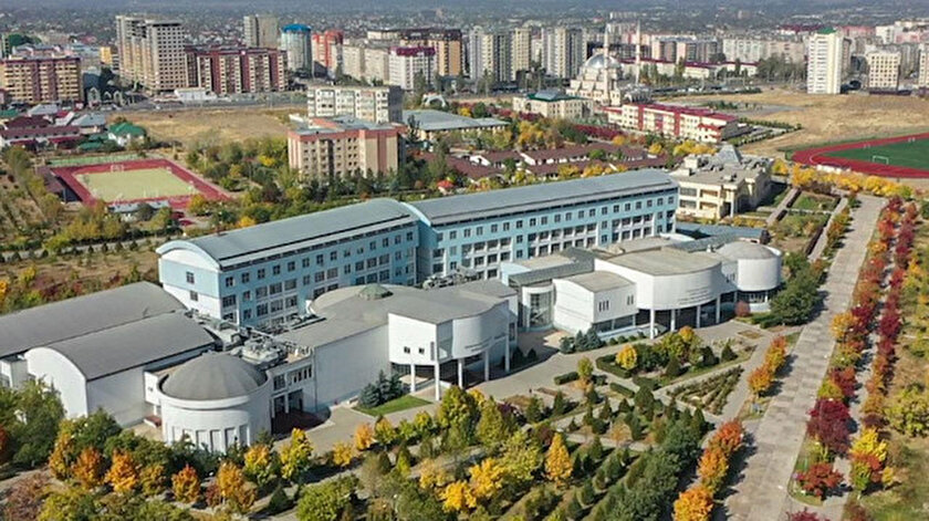 Kırgızistan-Türkiye Manas Üniversitesi 6 Öğretim Üyesi alacak