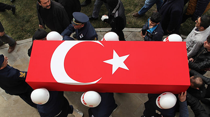 Pençe-Kilit bölgesinde bir asker şehit oldu