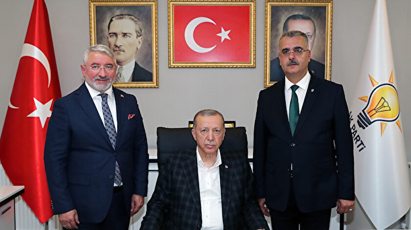 Cumhurbaşkanı Erdoğan AK Parti Çorum İl Başkanlığını ziyaret etti
