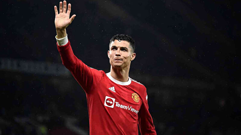 Dünya futbolunun fenomeni Cristiano Ronaldo kulüp bulamıyor