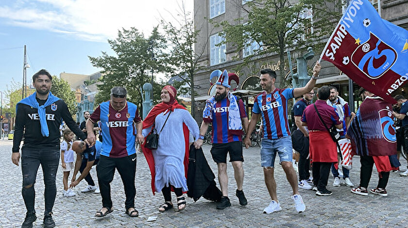 Trabzonspor taraftarları Kopenhagda: Bize her yer Trabzon