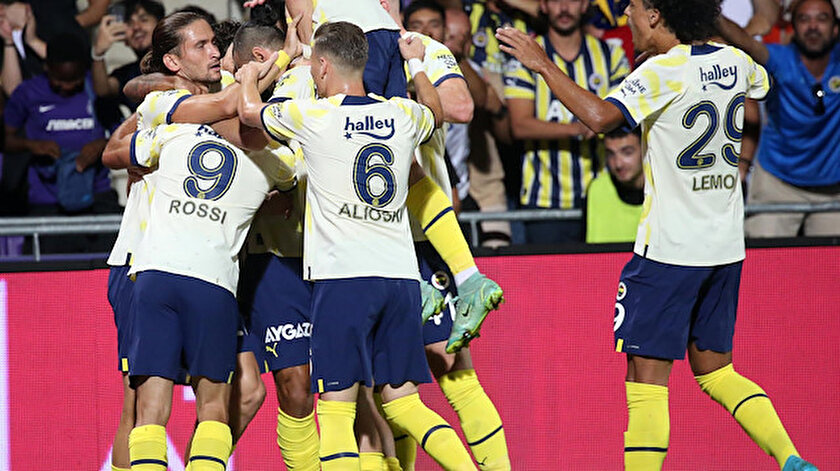 Canlı skor: Austria Wien Fenerbahçe maçı hangi kanalda? Fenerbahçenin muhtemel ilk 11i