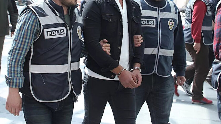 Ağrıda gümrük kaçağı bin 175 litre motorin ve 490 paket sigara ele geçirildi