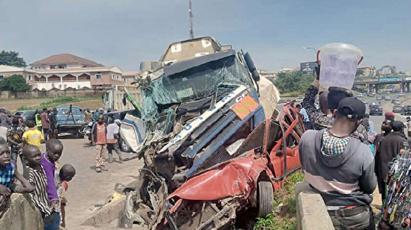 Nijeryada zincirleme trafik kazası: 19 kişi yaşamını yitirdi