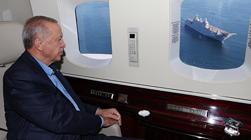 Cumhurbaşkanı Erdoğan TCG Anadolu’yu havadan inceledi