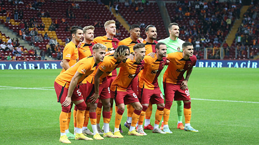 Okan Kocuktan inanılmaz hata! Topu elinden kaçırdı