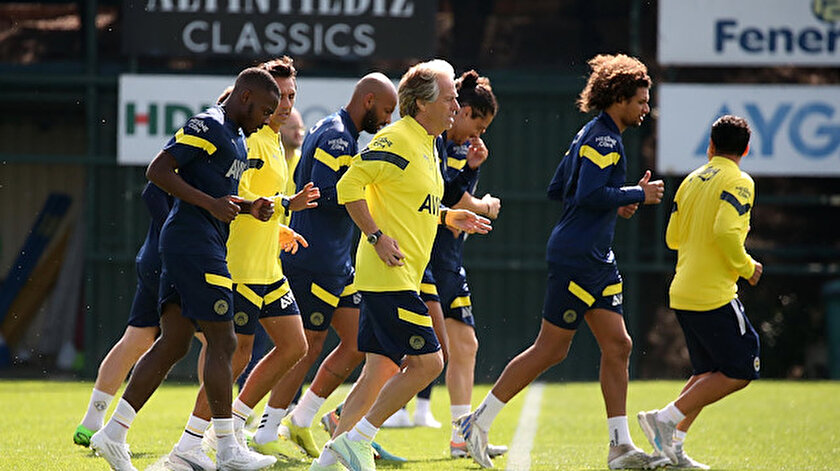 Fenerbahçede Beşiktaş derbisi hazırlıkları devam etti, antrenmanda kimler yer almadı?