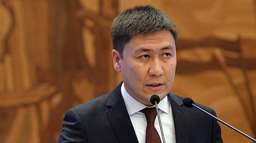 Kırgızistanın FETÖ bağlantılı eski Eğitim ve Bilim Bakanı Beisenaliev rüşvet alırken suçüstü yakalandı