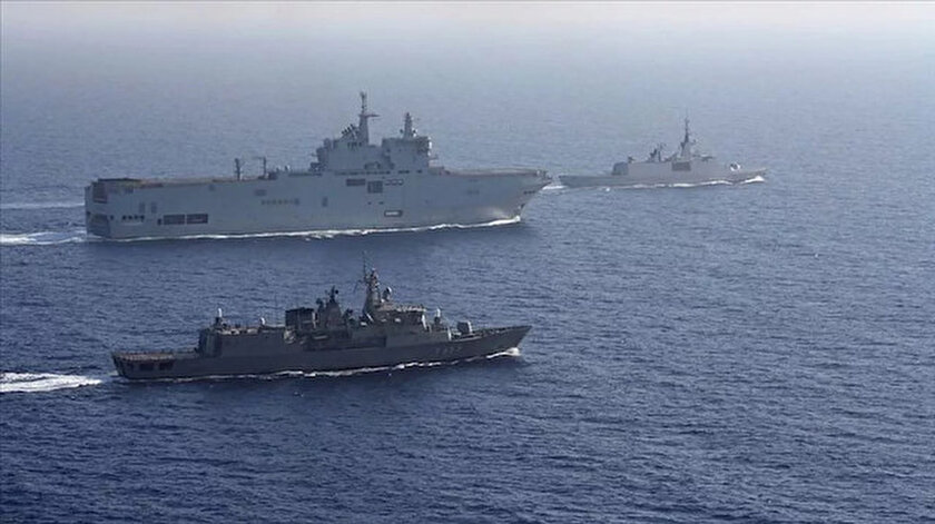 Bütün savaş gemileri geliyor: Yunanistan ve Fransadan Egede tehlikeli adım