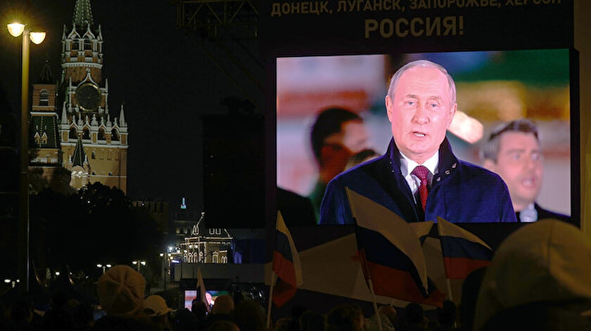 Rusya Devlet Başkanı Putin Kızıl Meydanda halka seslendi: Bugün özel, tarihi bir gün yaşıyoruz
