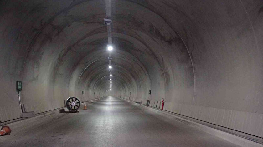 Assos ve Troya tünelleri 11 Ekim’de açılıyor: 50 dakikalık yol 5 dakikaya inecek