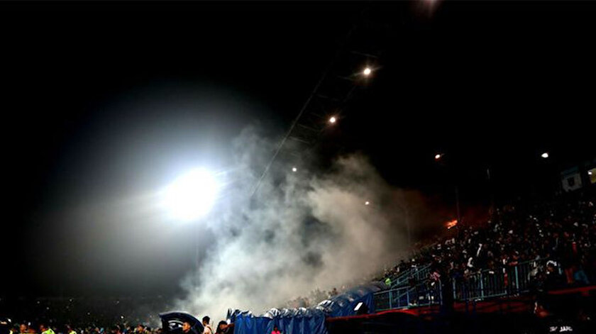 Arema - Persebaya maçında olay çıktı: 100ü aşkın taraftar hayatını kaybetti