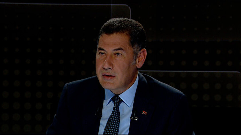 Bayramda giden mültecileri geri almayın diyen Sinan Oğan aynı konuda hükümeti suçladı