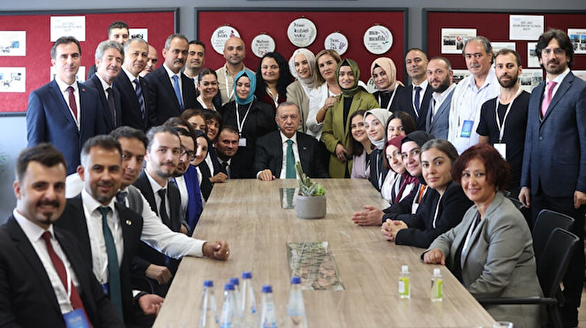 Cumhurbaşkanı Erdoğandan Öğretmenler Günü mesajı